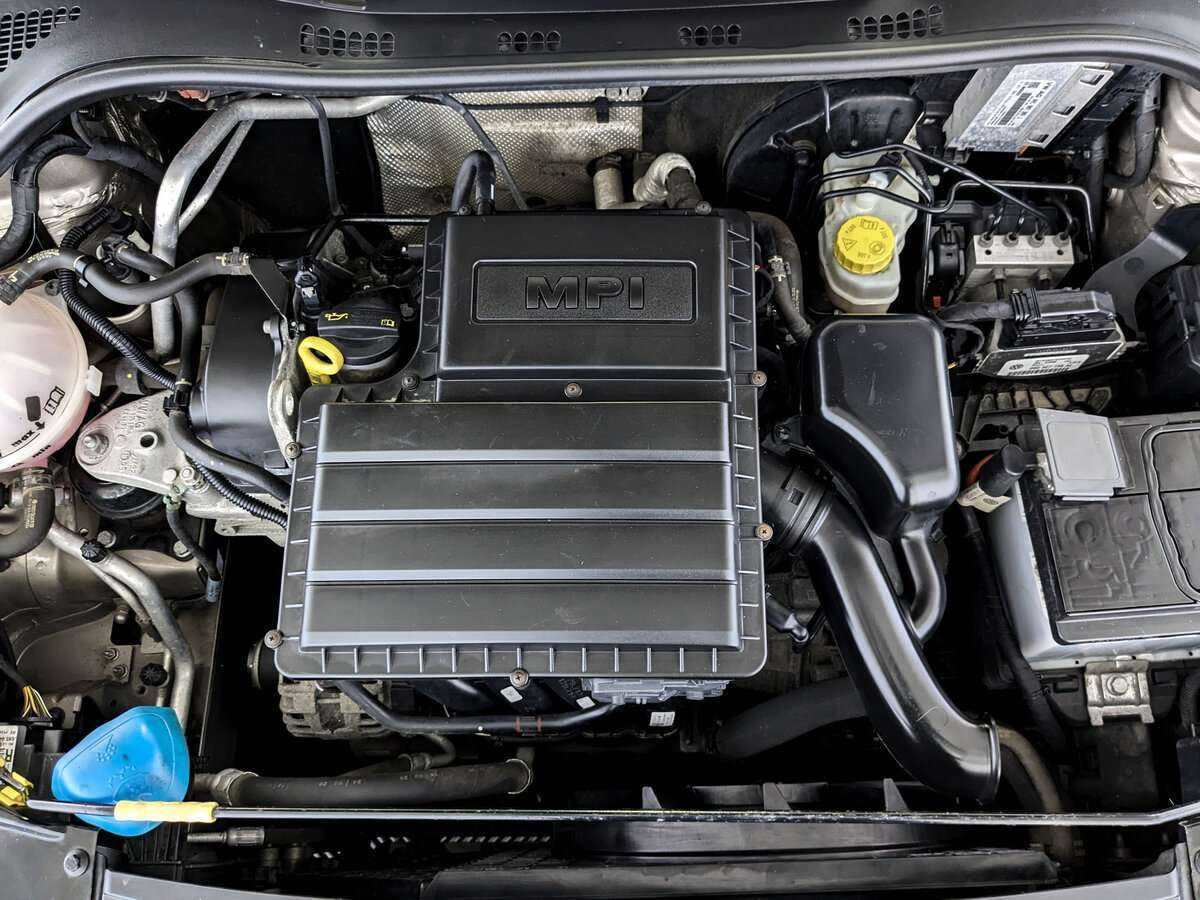 Volkswagen Polo с пробегом — 2020 год. Фото: #8