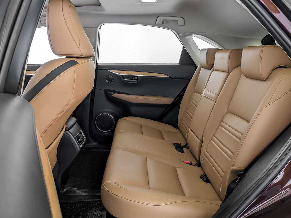 Lexus NX с пробегом — 2017 год. Фото: #9