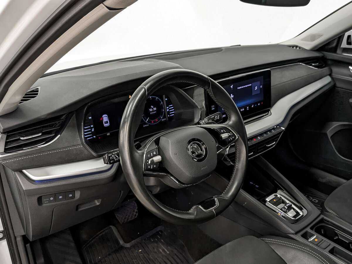 Skoda Octavia с пробегом — 2021 год. Фото: #8
