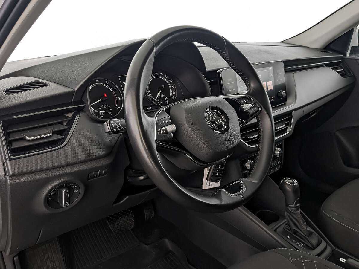 Skoda Rapid с пробегом — 2020 год. Фото: #10