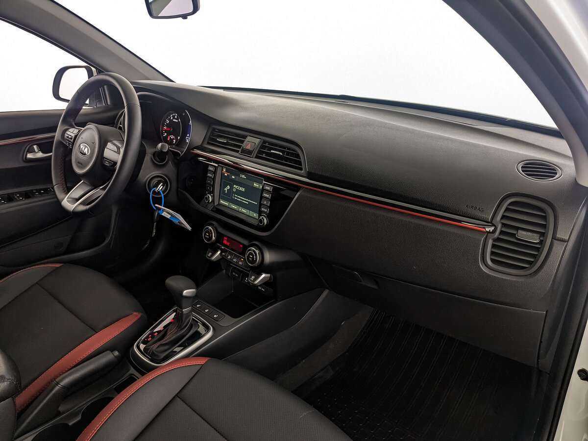Kia Rio с пробегом — 2020 год. Фото: #8