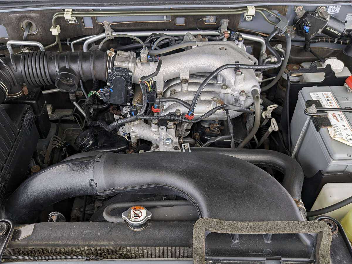 Mitsubishi Pajero с пробегом — 2013 год. Фото: #8