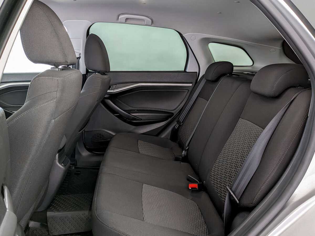 Lada (ВАЗ) Vesta с пробегом — 2022 год. Фото: #9