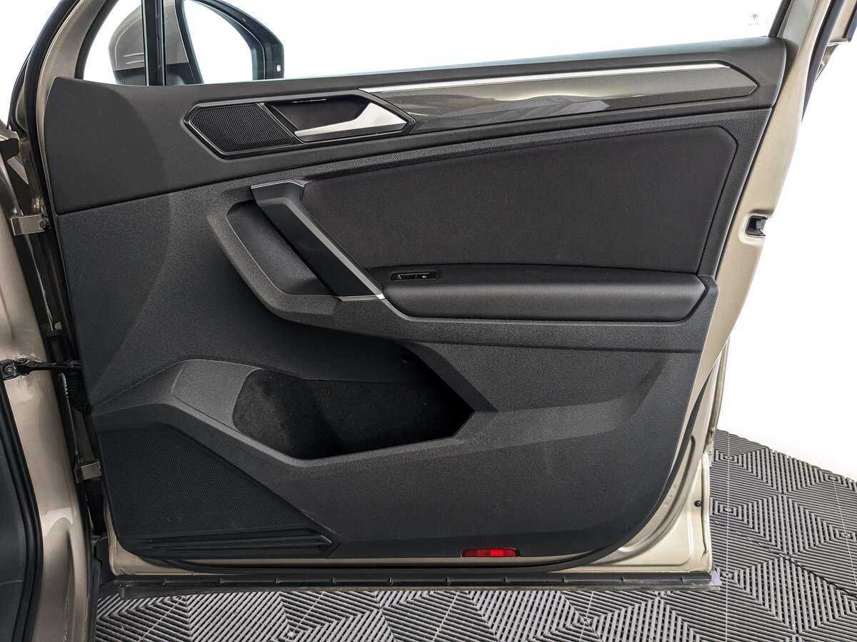 Volkswagen Tiguan с пробегом — 2018 год. Фото: #20