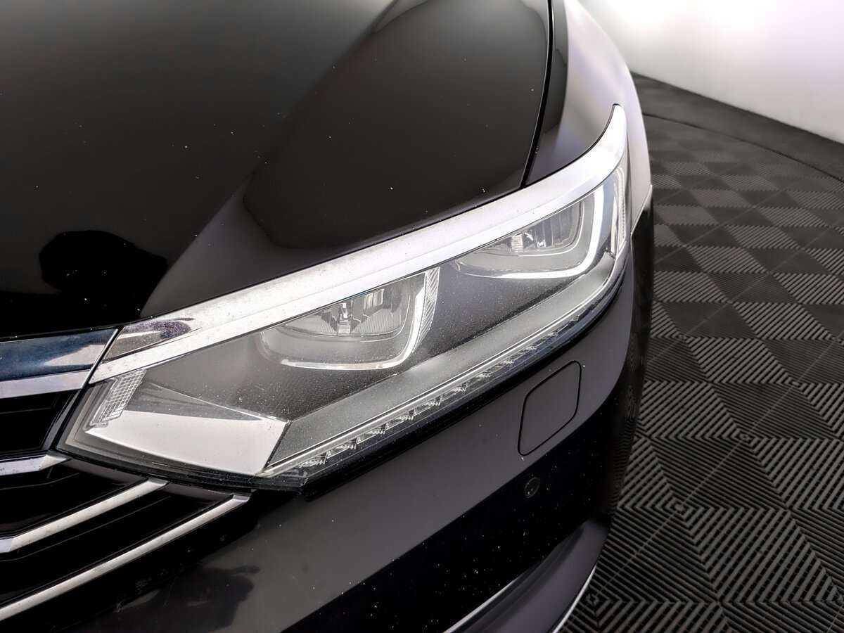 Volkswagen Passat с пробегом — 2017 год. Фото: #16