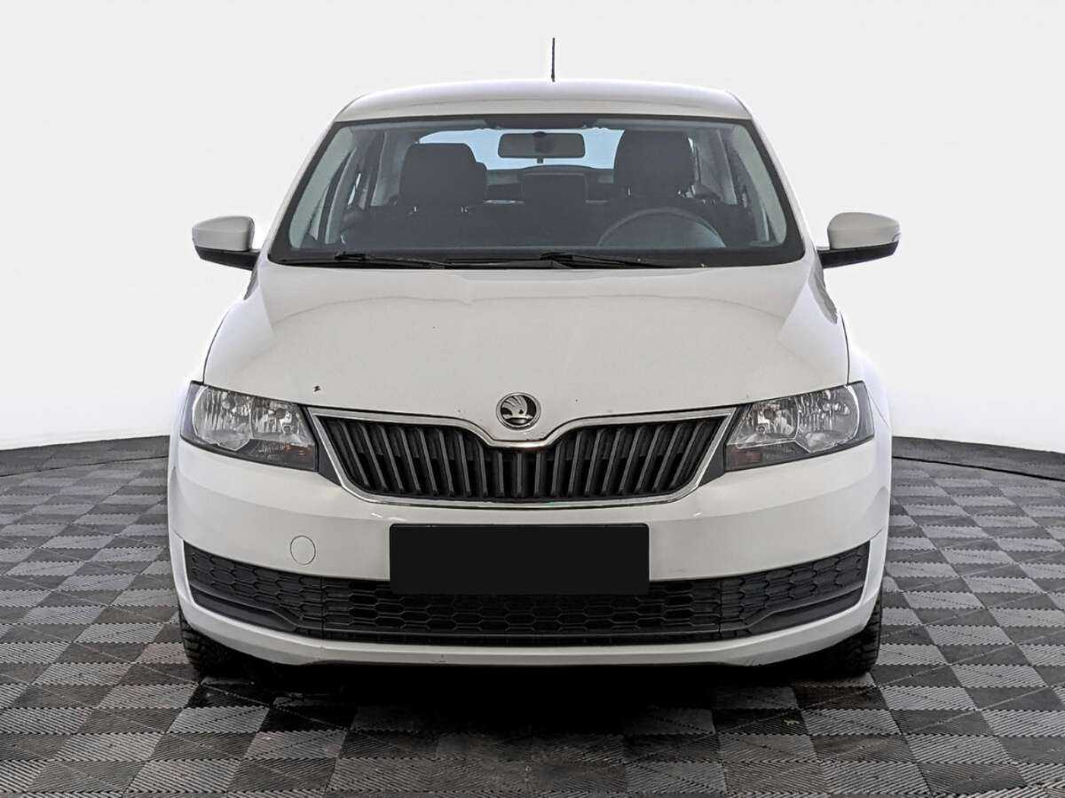 Skoda Rapid с пробегом — 2018 год. Фото: #1