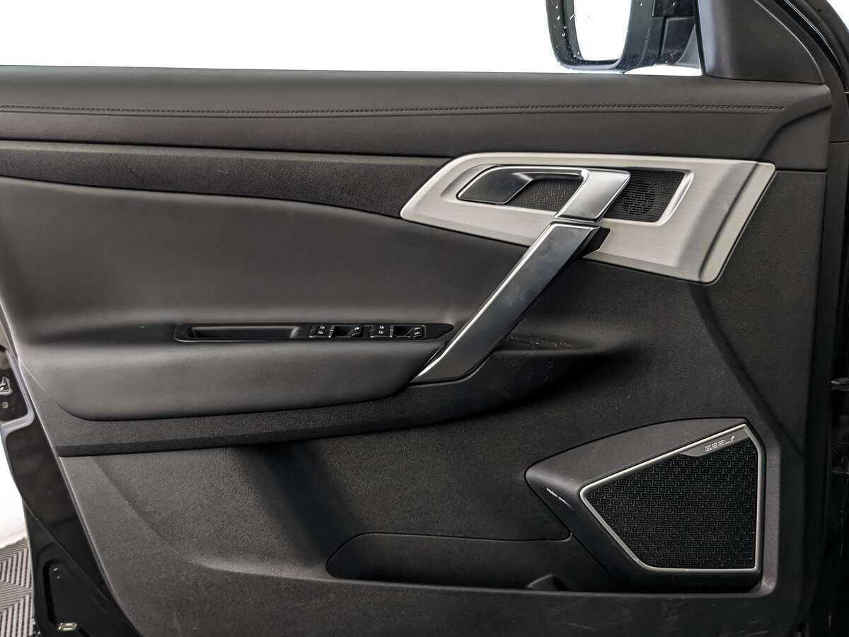 Geely Atlas с пробегом — 2020 год. Фото: #13