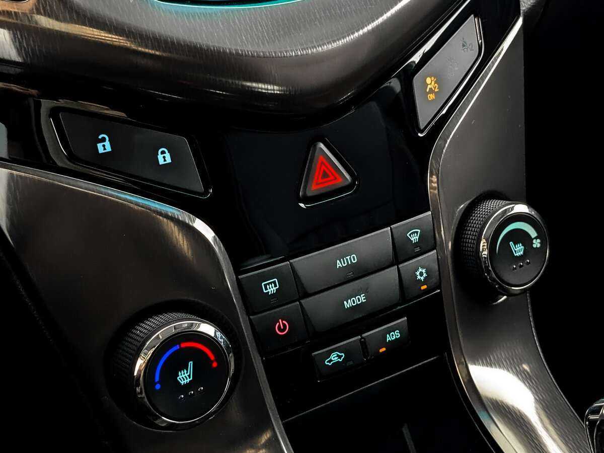 Chevrolet Cruze с пробегом — 2014 год. Фото: #20