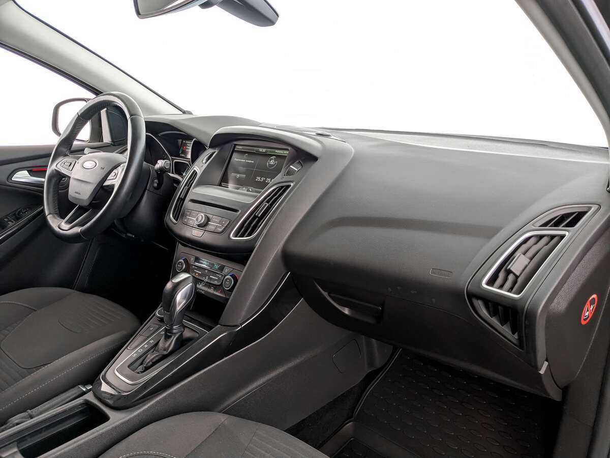 Ford Focus с пробегом — 2015 год. Фото: #8
