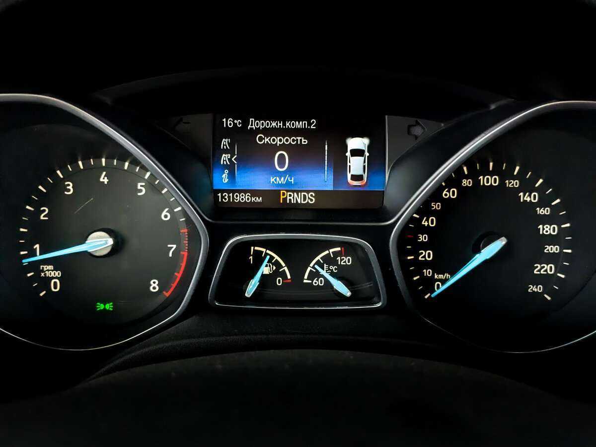 Ford Focus с пробегом — 2015 год. Фото: #10