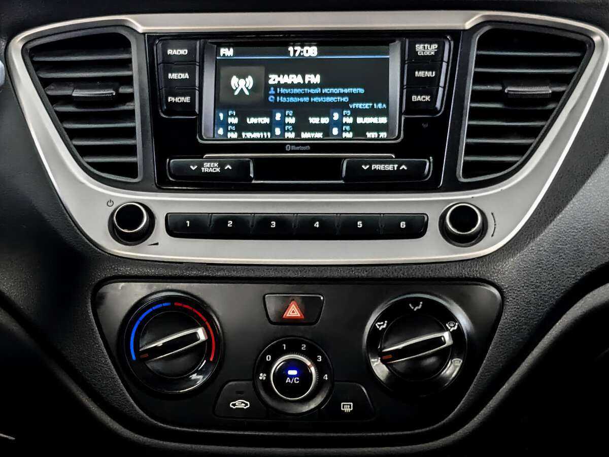 Hyundai Solaris с пробегом — 2018 год. Фото: #14