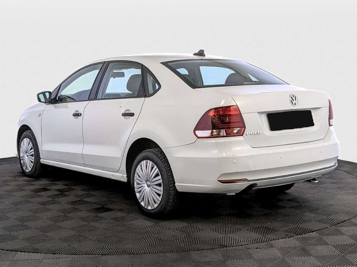 Volkswagen Polo с пробегом — 2018 год. Фото: #6