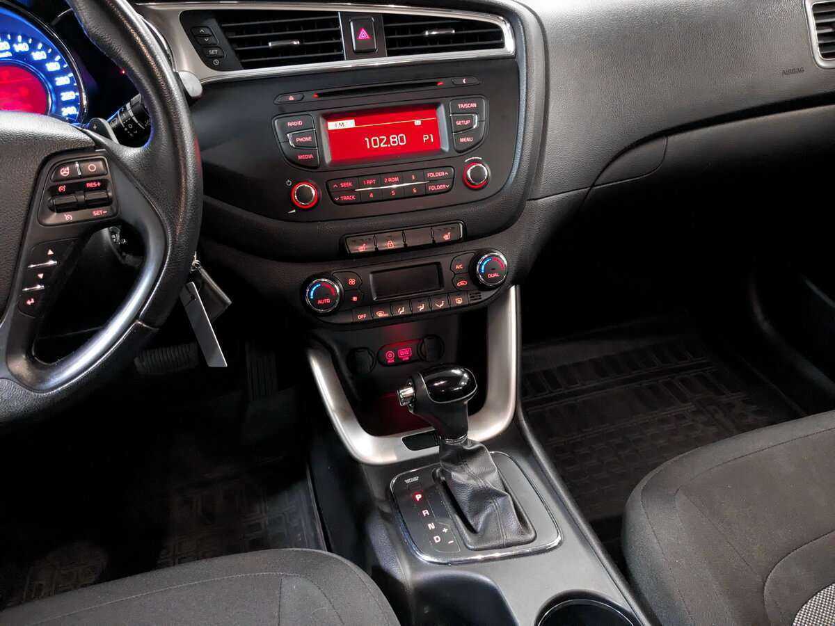 Kia Ceed с пробегом — 2017 год. Фото: #14