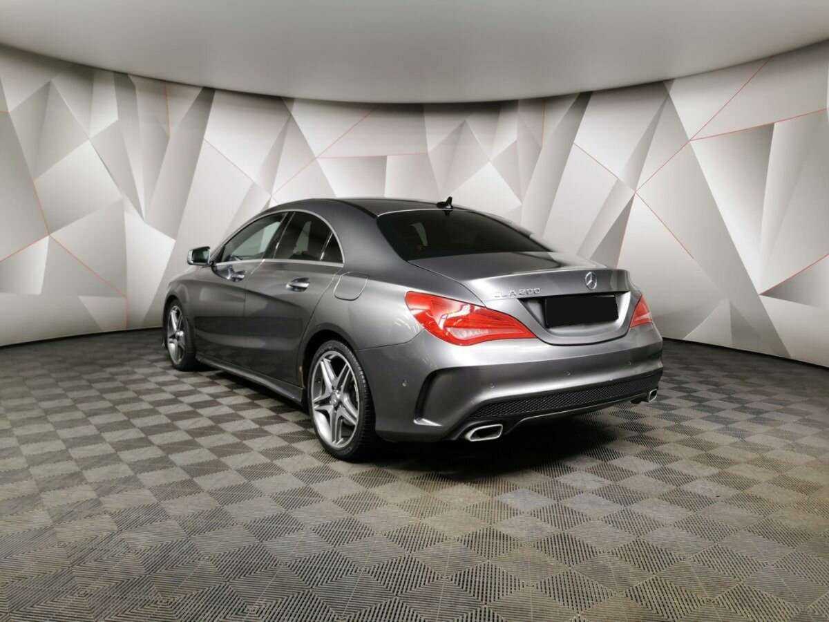 Mercedes-Benz CLA с пробегом — 2015 год. Фото: #3