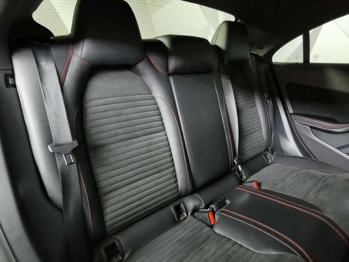 Mercedes-Benz CLA с пробегом — 2015 год. Фото: #13