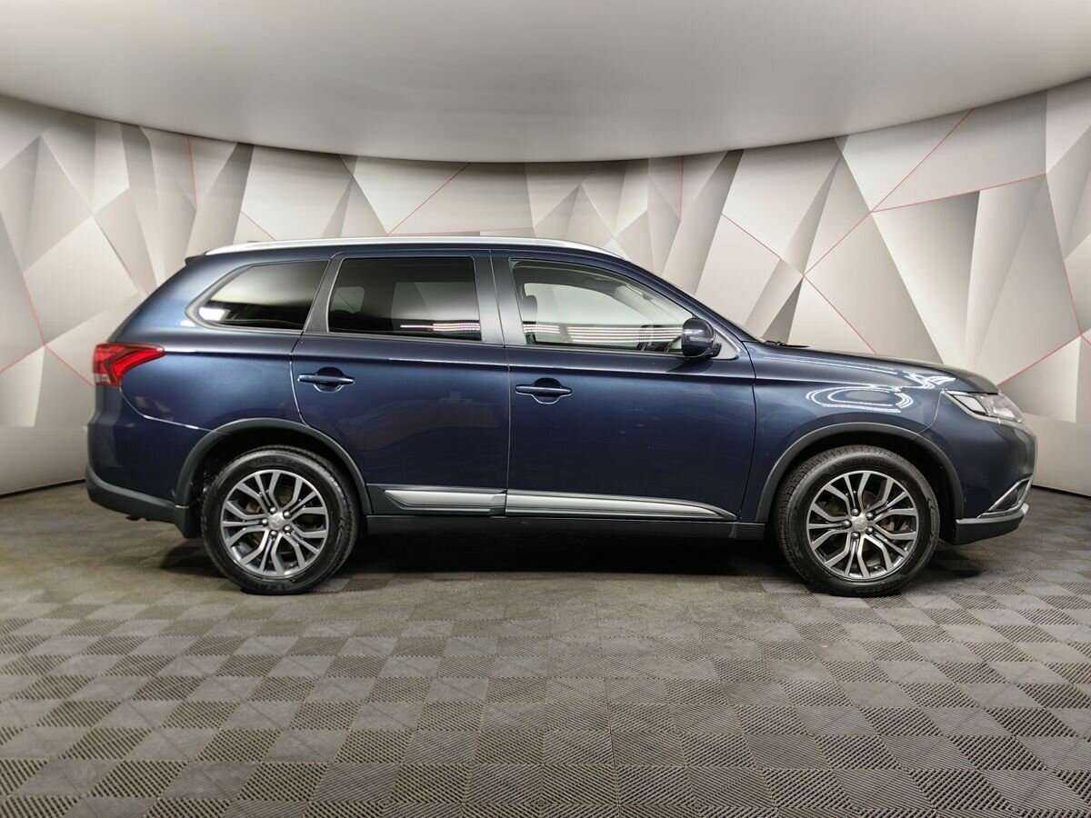 Mitsubishi Outlander с пробегом — 2018 год. Фото: #5