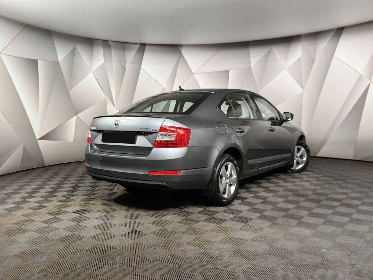 Skoda Octavia с пробегом — 2017 год. Фото: #1