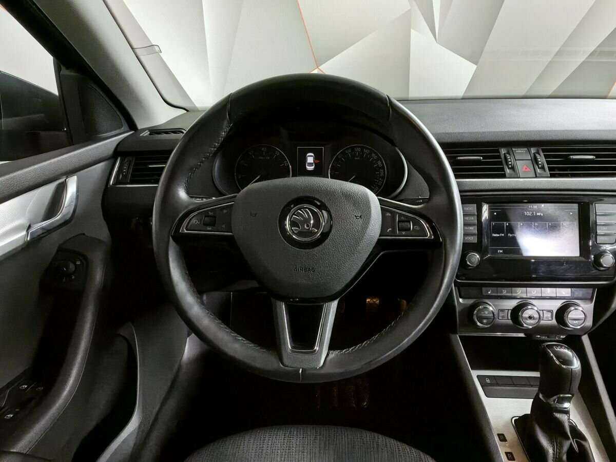 Skoda Octavia с пробегом — 2017 год. Фото: #14