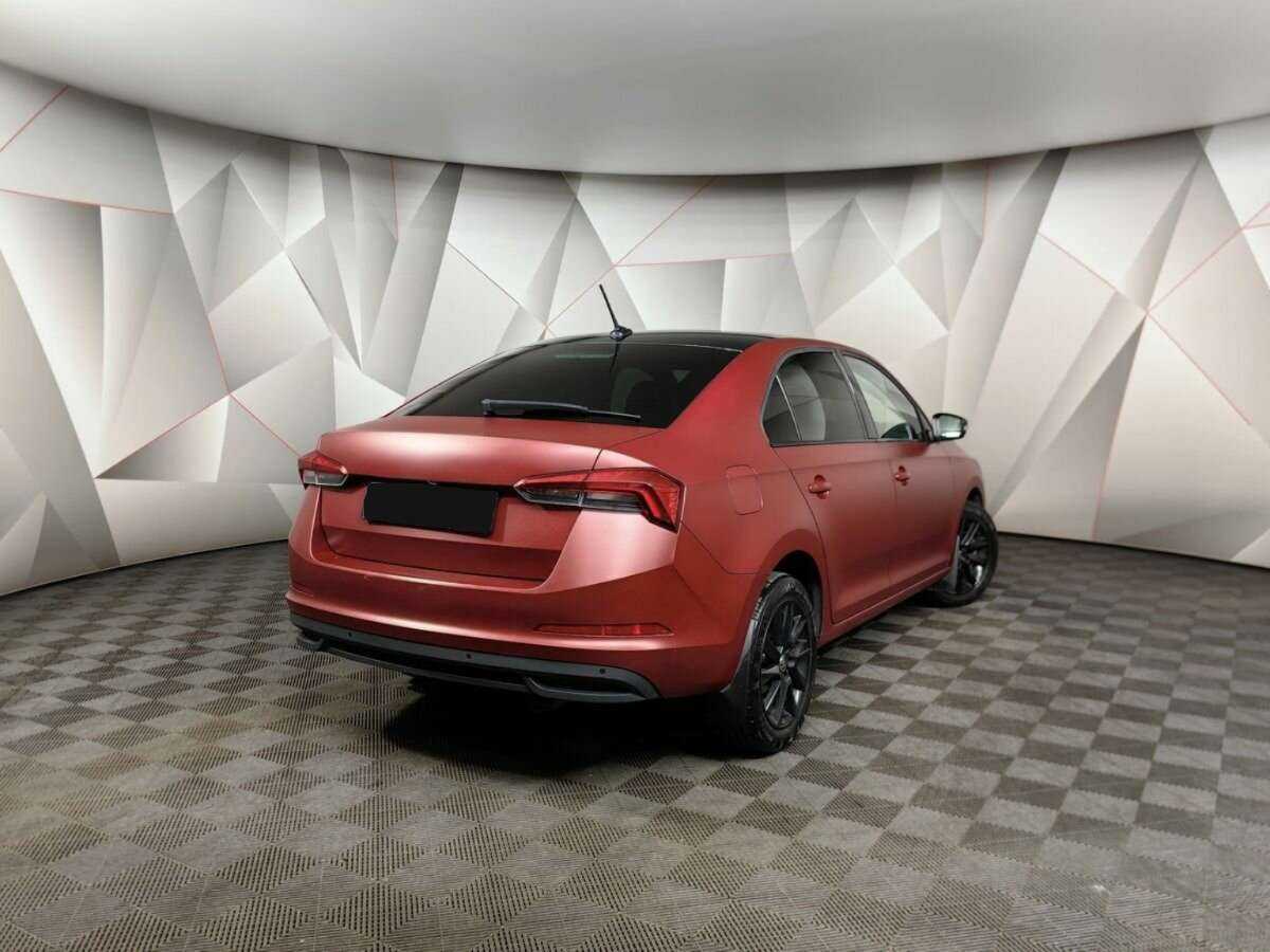 Skoda Rapid с пробегом — 2021 год. Фото: #1
