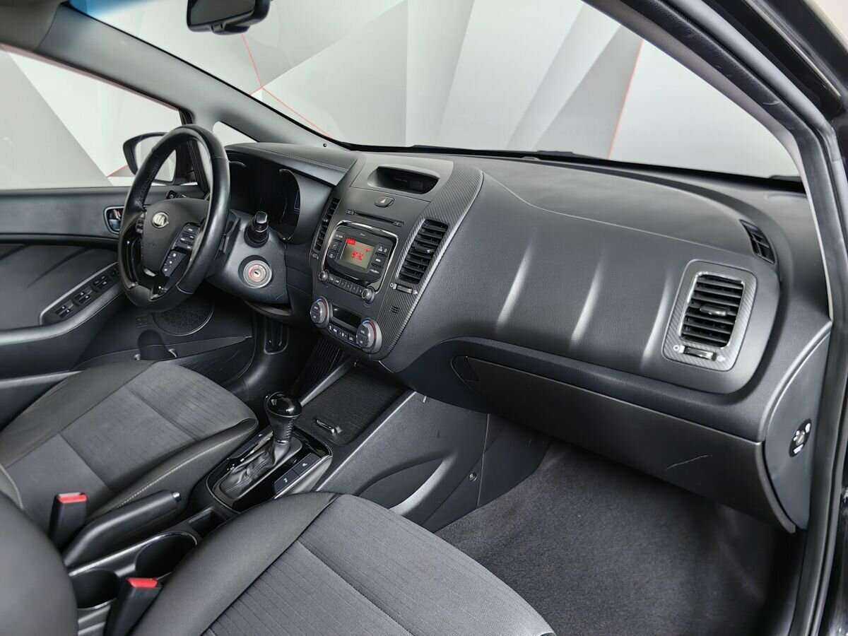 Kia Cerato с пробегом — 2018 год. Фото: #8