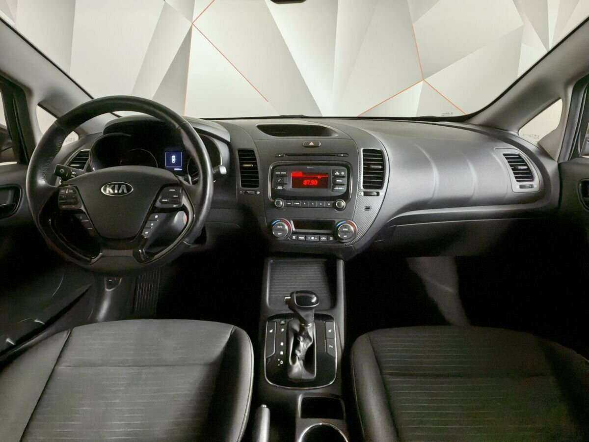 Kia Cerato с пробегом — 2018 год. Фото: #9