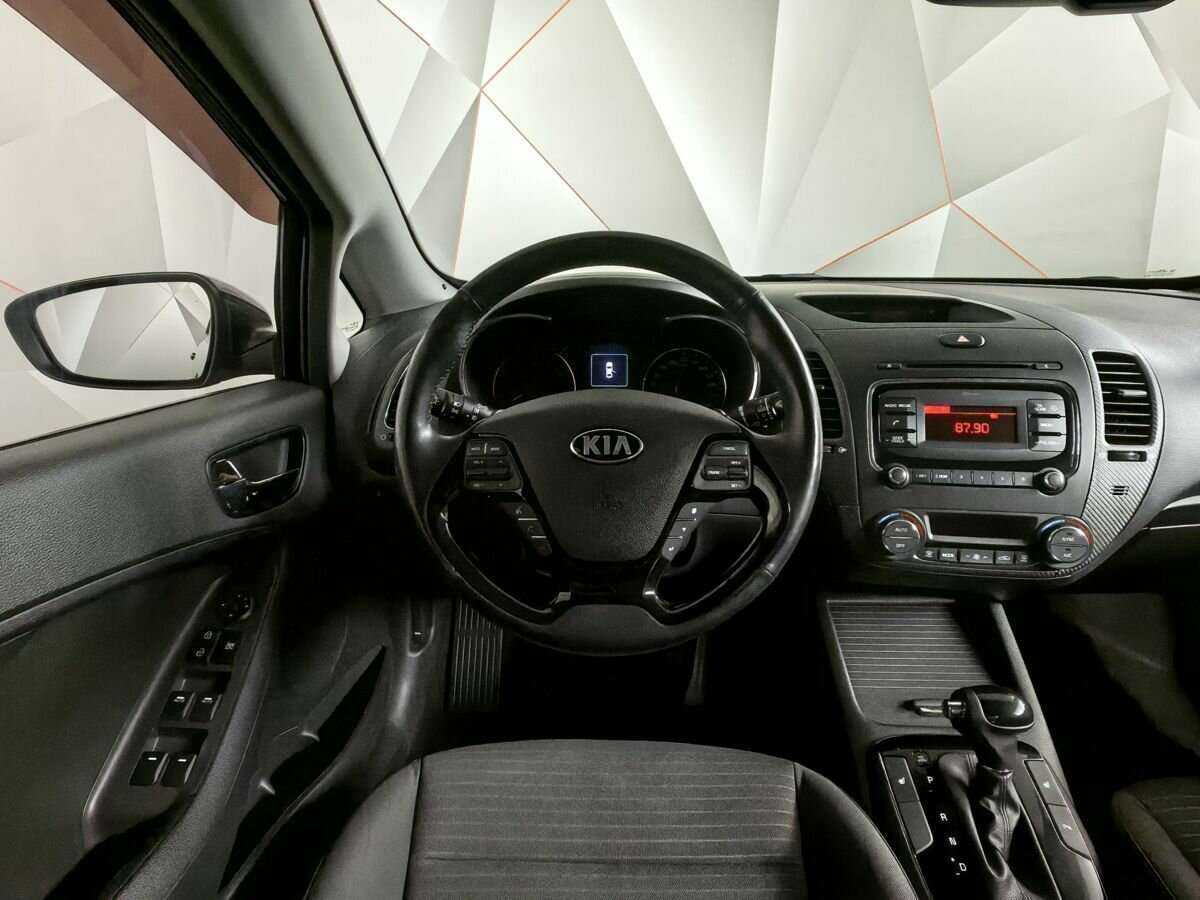 Kia Cerato с пробегом — 2018 год. Фото: #14