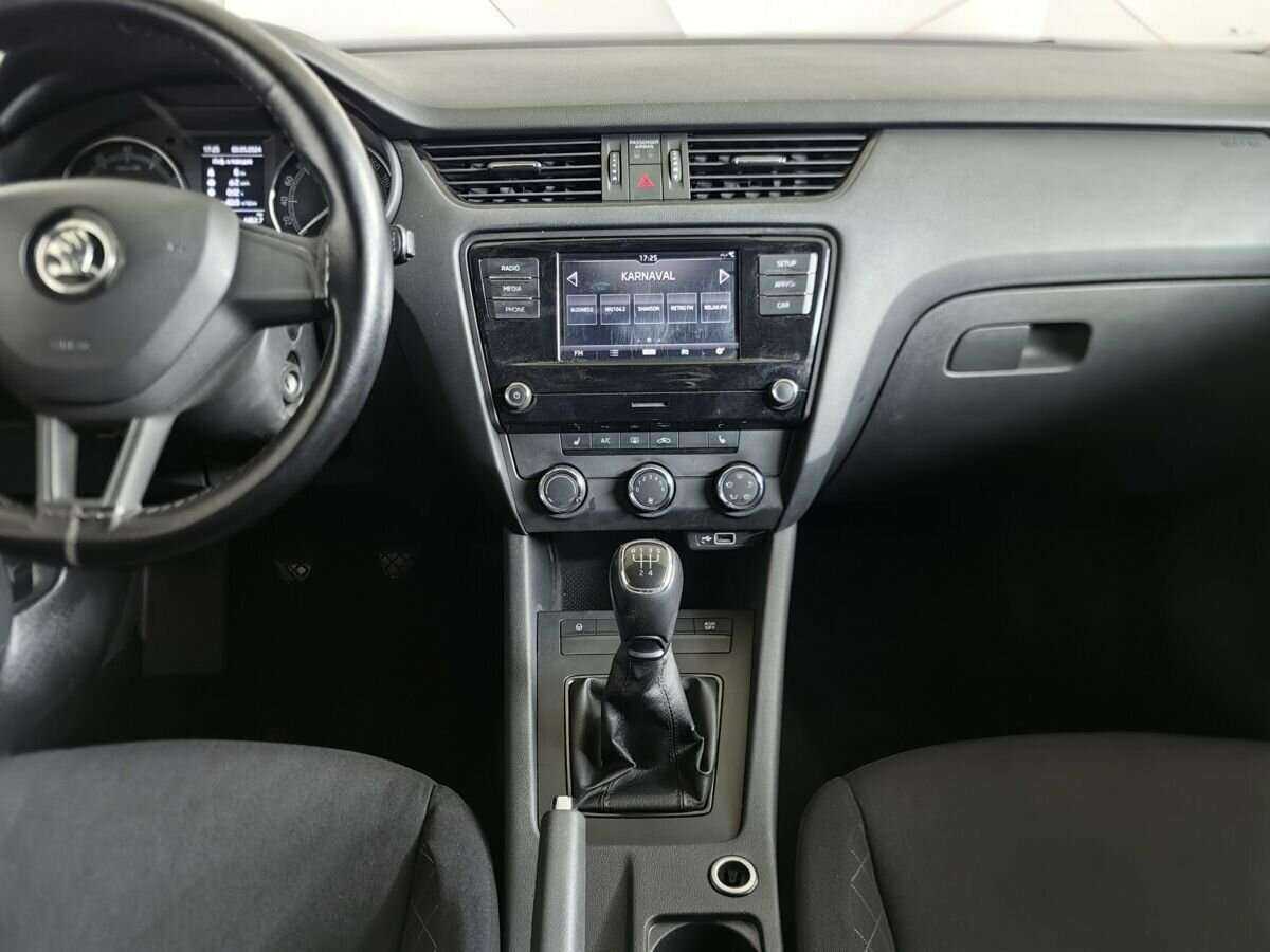 Skoda Octavia с пробегом — 2019 год. Фото: #10