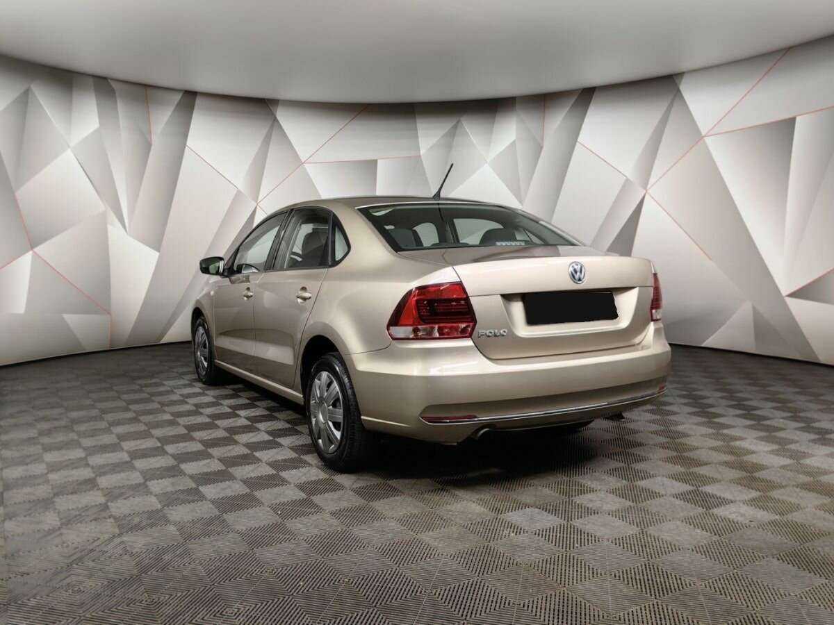 Volkswagen Polo с пробегом — 2016 год. Фото: #3