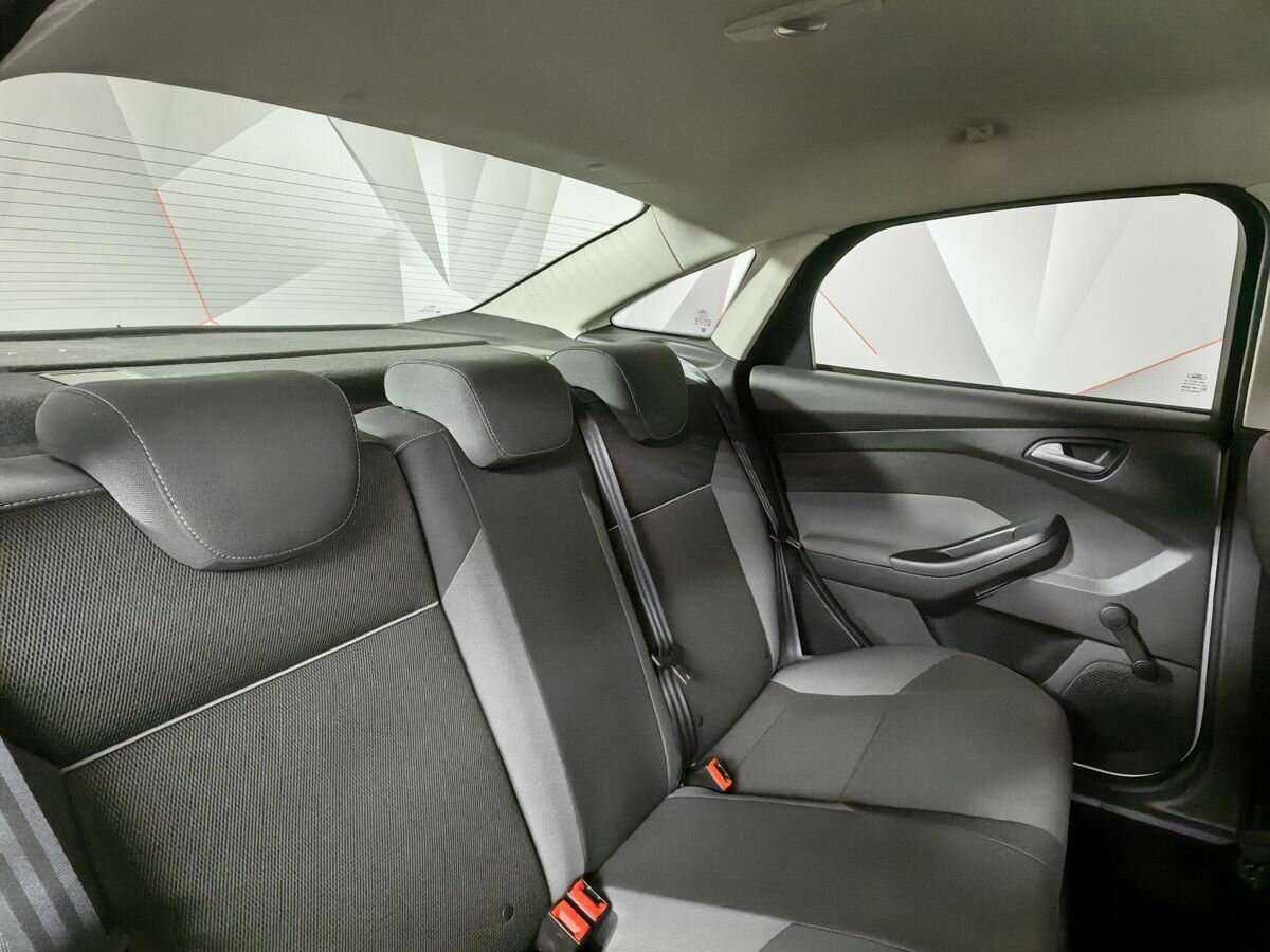 Ford Focus с пробегом — 2014 год. Фото: #11