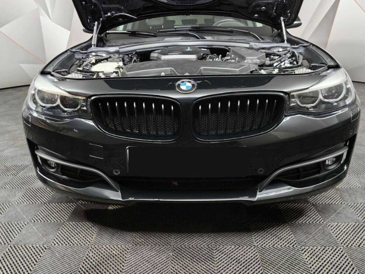 BMW 3 серии с пробегом — 2019 год. Фото: #16