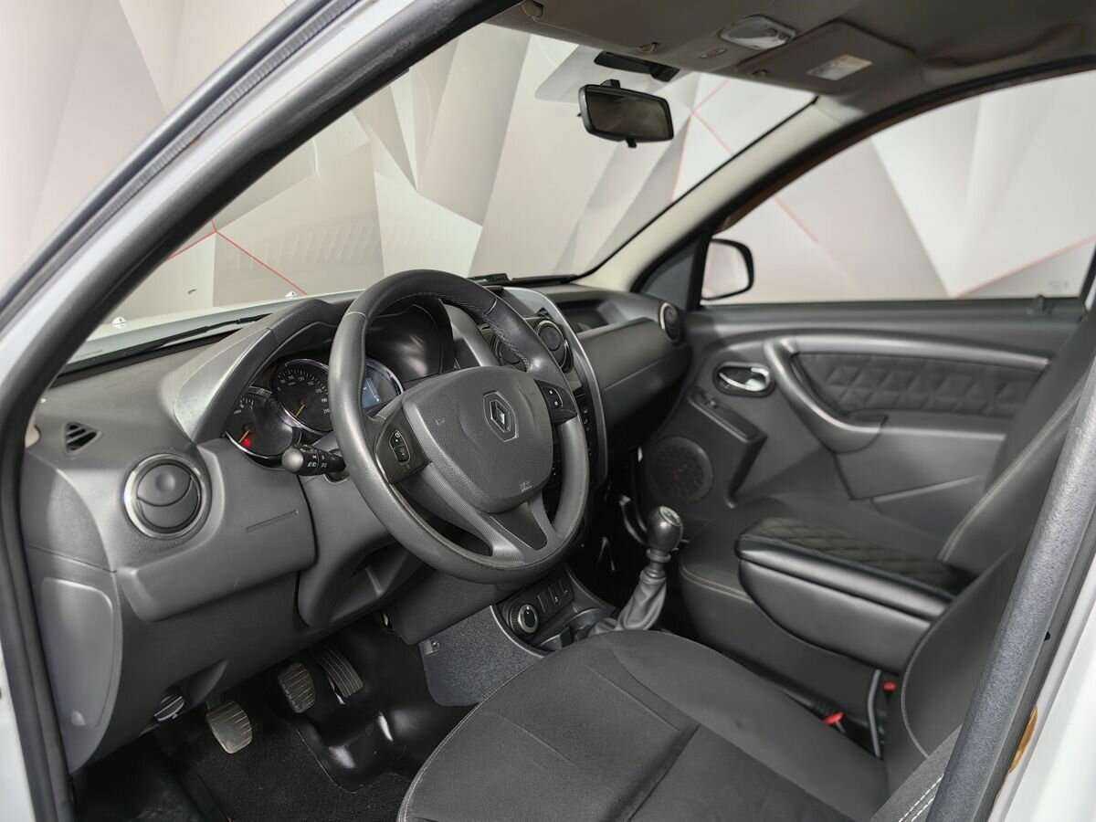Renault Duster с пробегом — 2017 год. Фото: #11