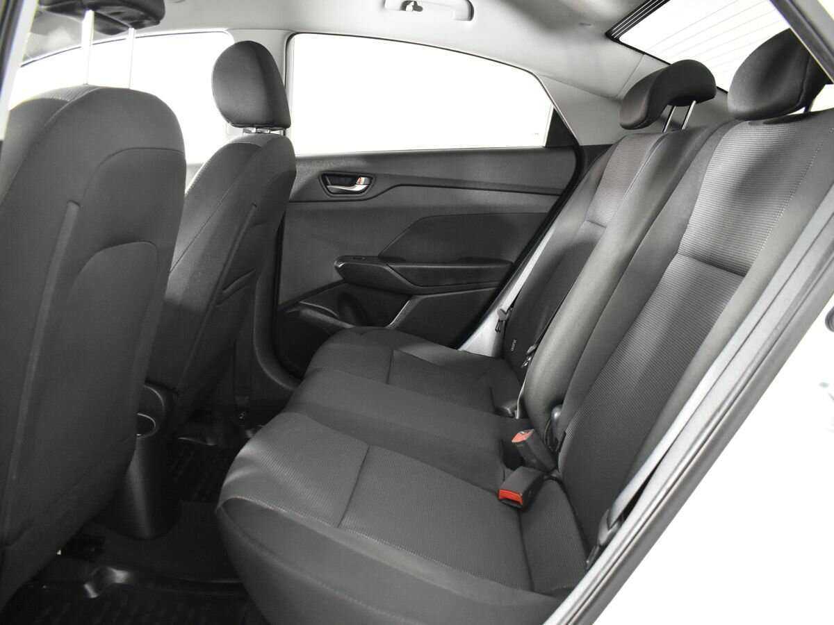 Hyundai Solaris с пробегом — 2018 год. Фото: #14