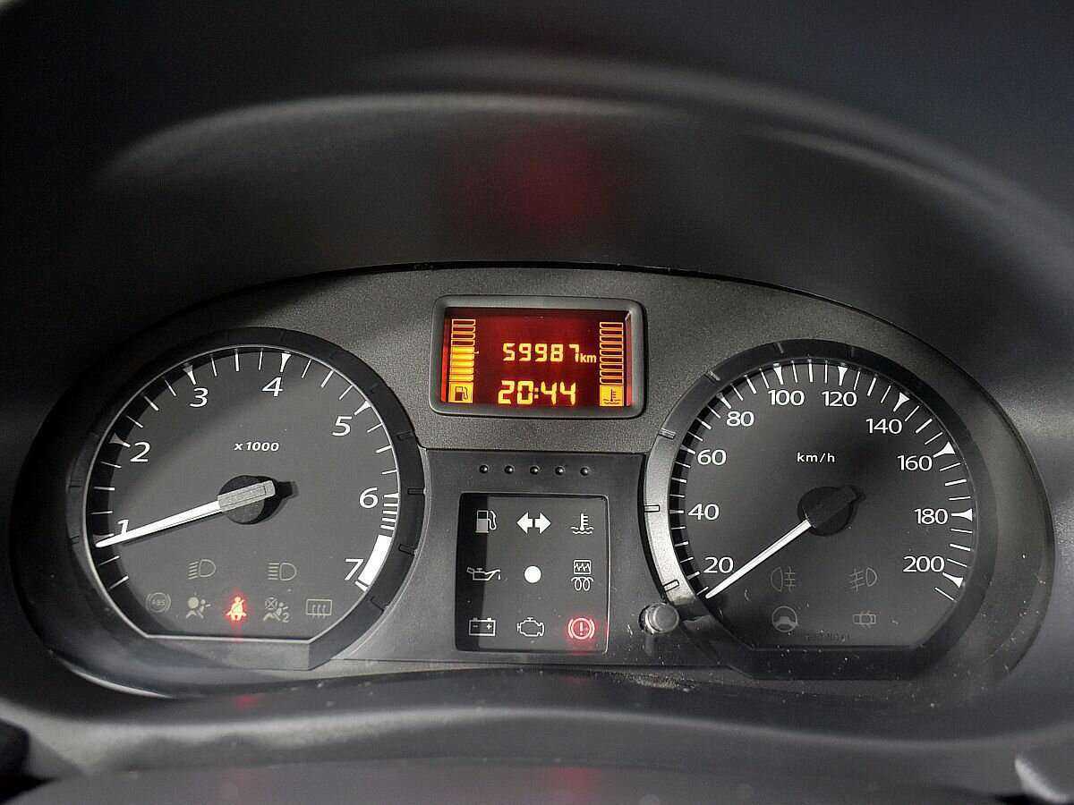 Lada (ВАЗ) Largus с пробегом — 2021 год. Фото: #9