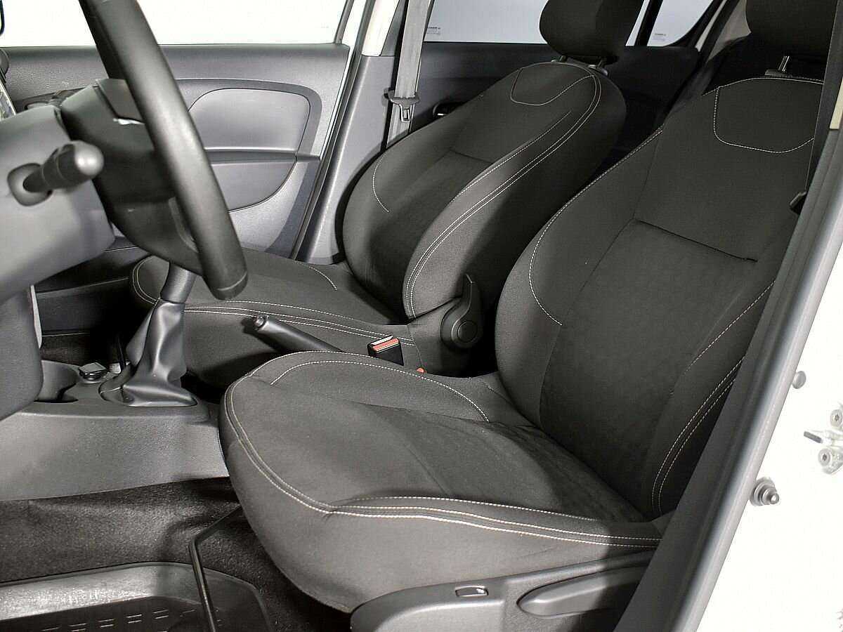 Renault Sandero с пробегом — 2020 год. Фото: #6