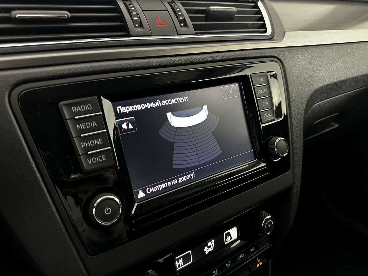 Skoda Rapid с пробегом — 2016 год. Фото: #13