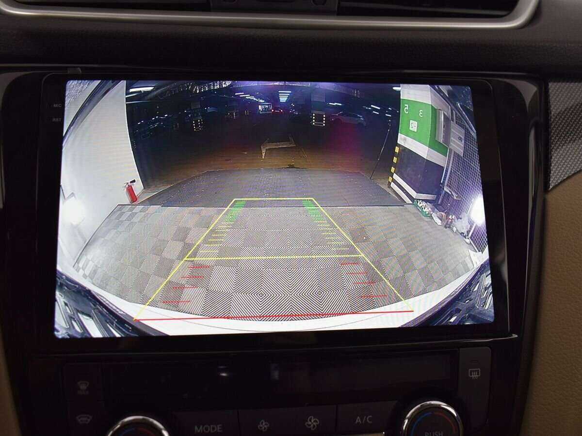 Nissan X-Trail с пробегом — 2016 год. Фото: #12