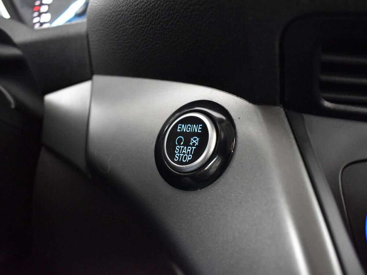 Ford Kuga с пробегом — 2017 год. Фото: #13