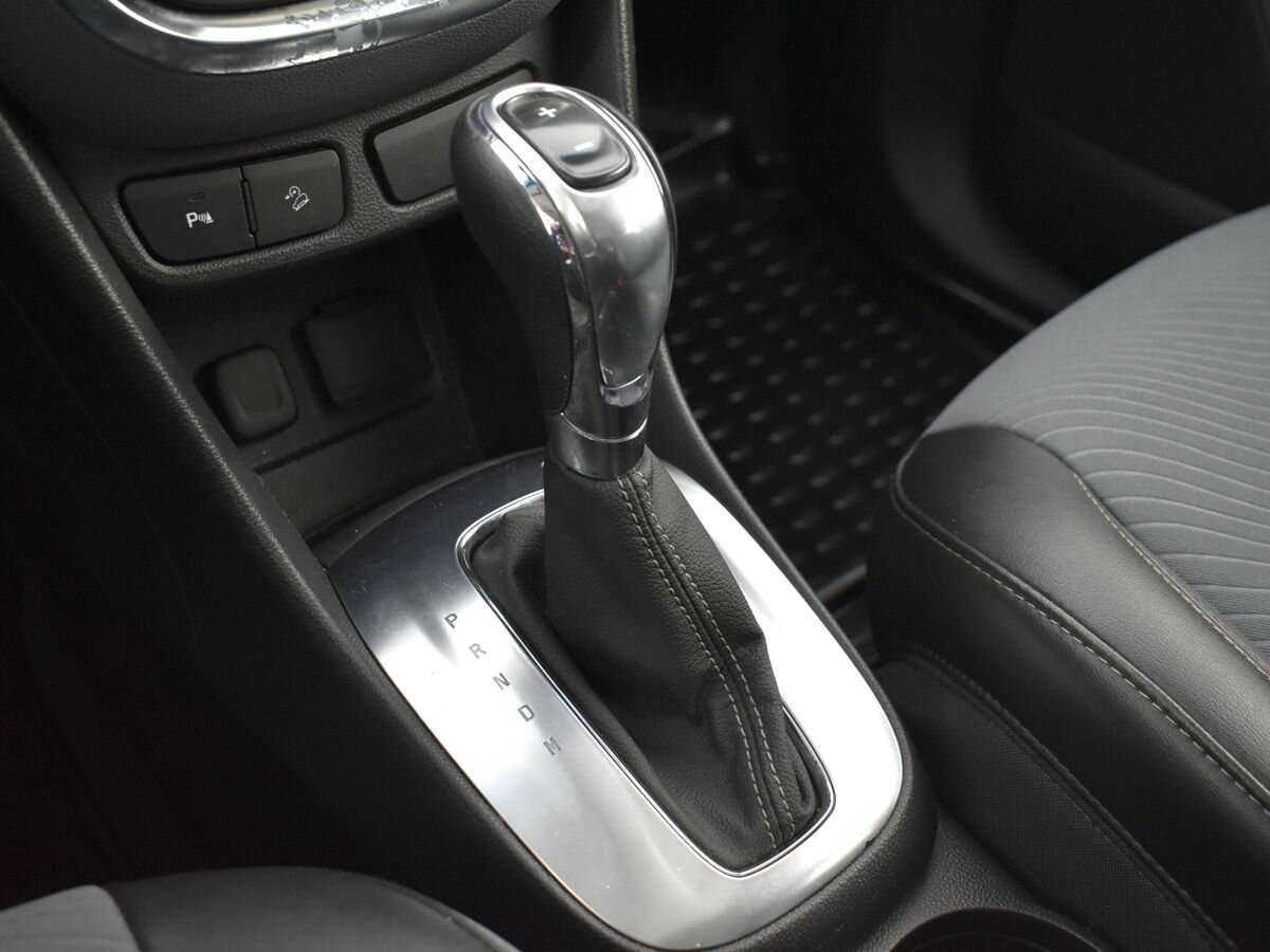 Opel Mokka с пробегом — 2013 год. Фото: #12