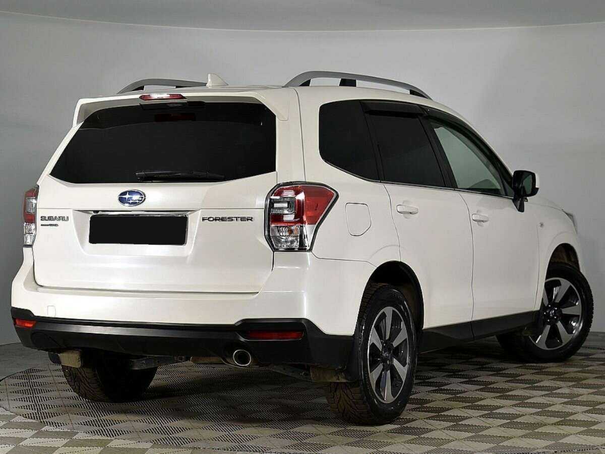 Subaru Forester с пробегом — 2018 год. Фото: #1