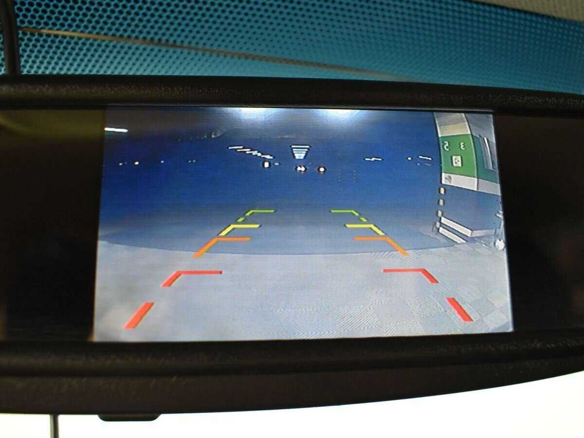 Hyundai Solaris с пробегом — 2016 год. Фото: #13