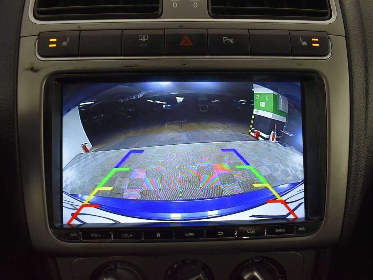 Volkswagen Polo с пробегом — 2020 год. Фото: #12