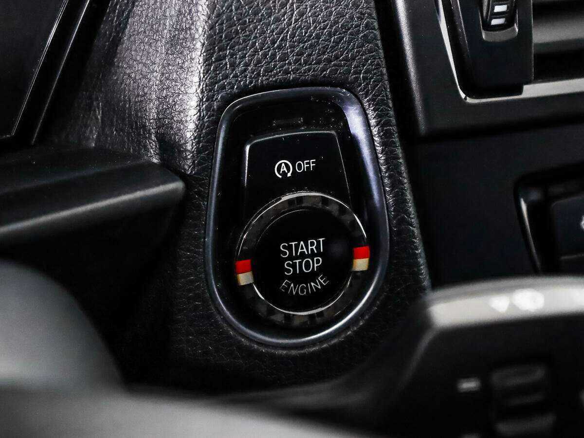 BMW 1 серии с пробегом — 2013 год. Фото: #9