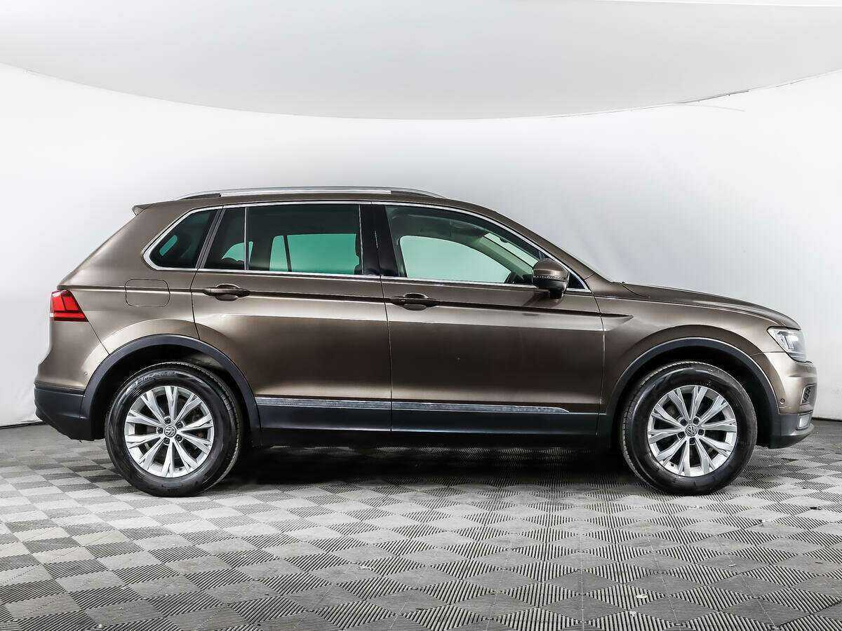 Volkswagen Tiguan с пробегом — 2017 год. Фото: #3