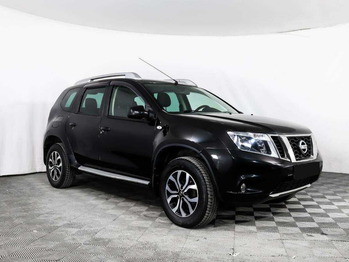 Nissan Terrano с пробегом — 2015 год. Фото: #2