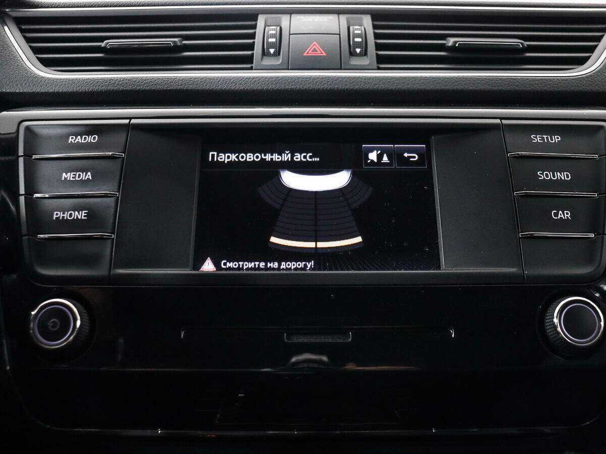 Skoda Superb с пробегом — 2016 год. Фото: #13