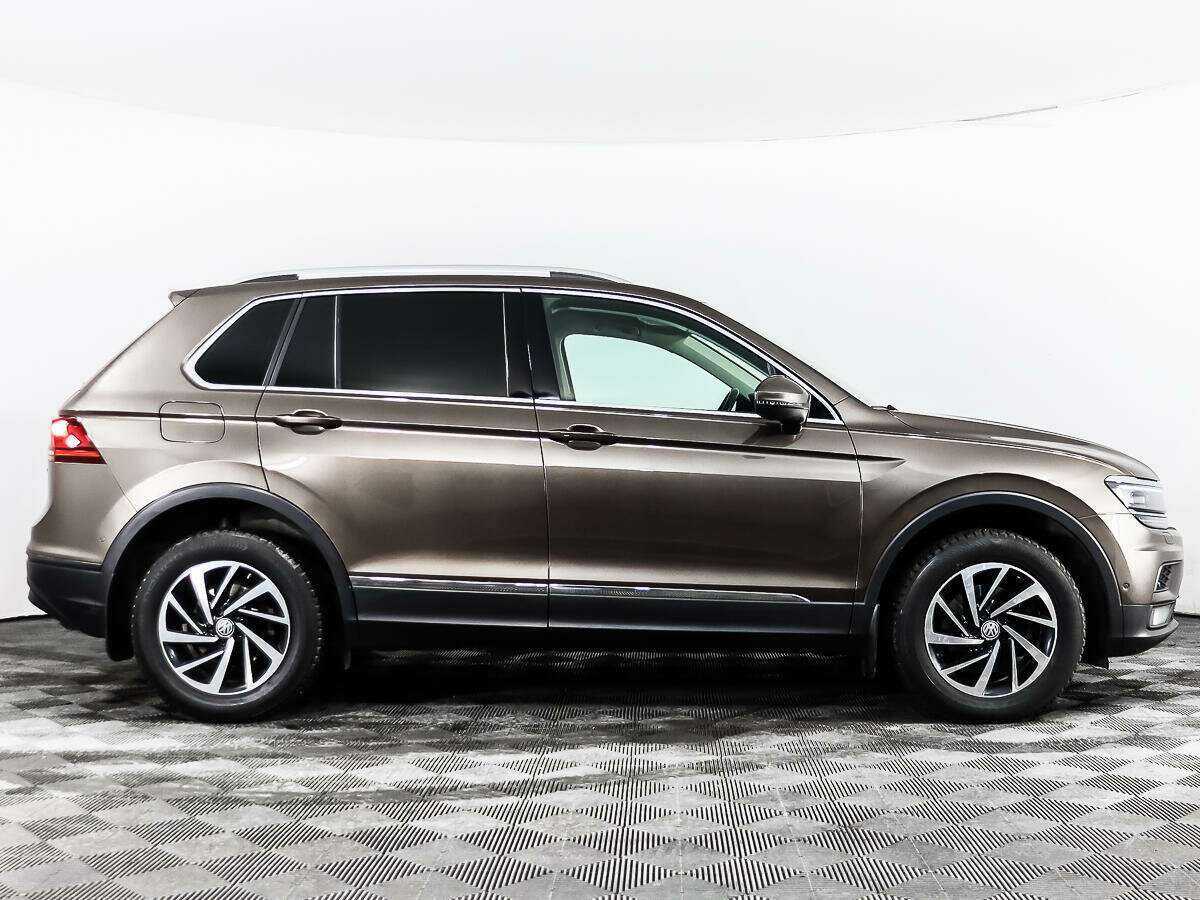 Volkswagen Tiguan с пробегом — 2018 год. Фото: #3