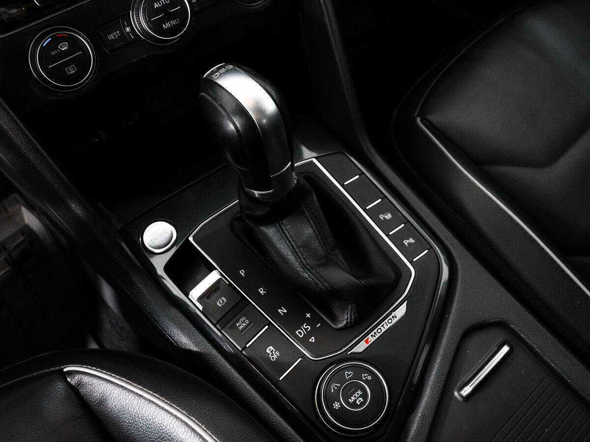 Volkswagen Tiguan с пробегом — 2017 год. Фото: #10