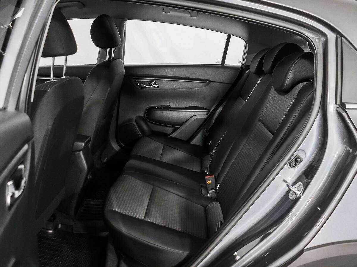 Kia Rio с пробегом — 2021 год. Фото: #9