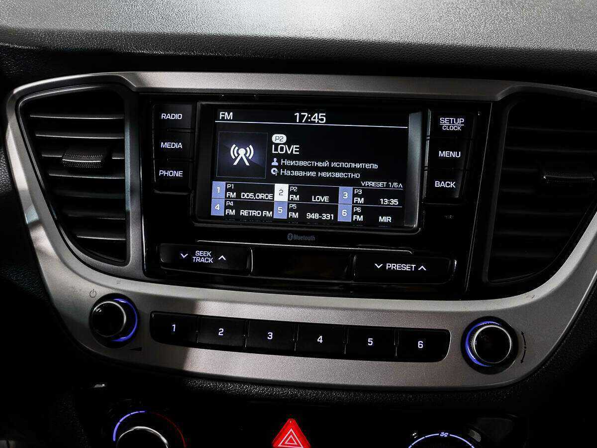 Hyundai Solaris с пробегом — 2017 год. Фото: #12