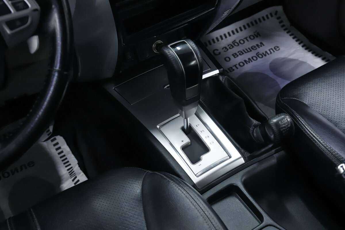 Mitsubishi Pajero Sport с пробегом — 2015 год. Фото: #13